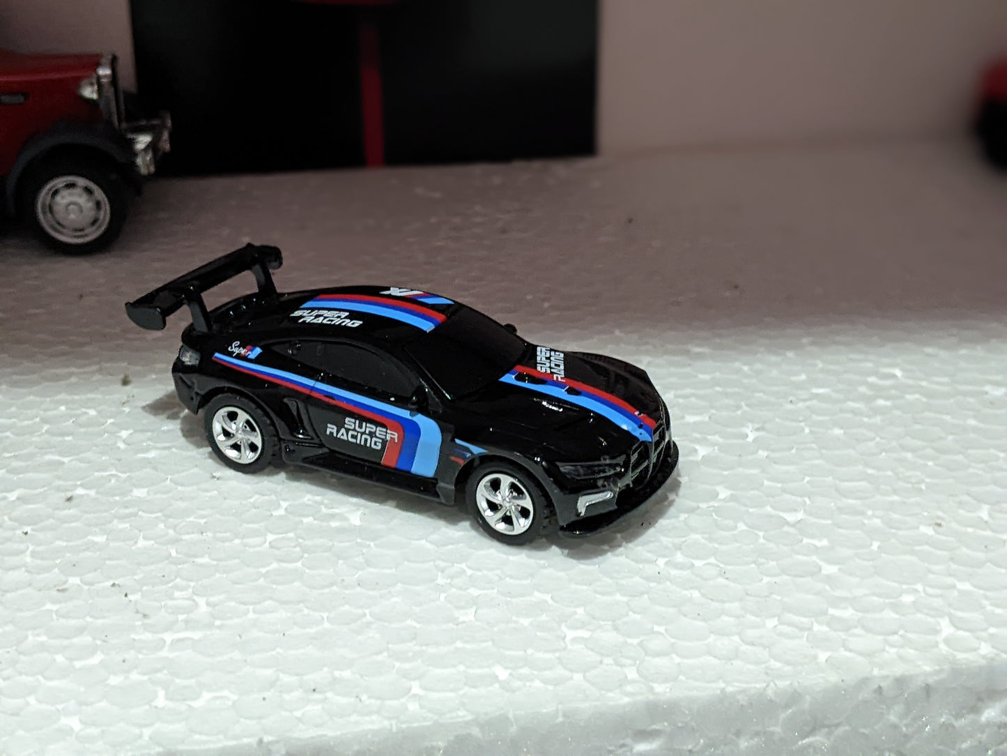 RC BMW M4 (Metal)(1:64)