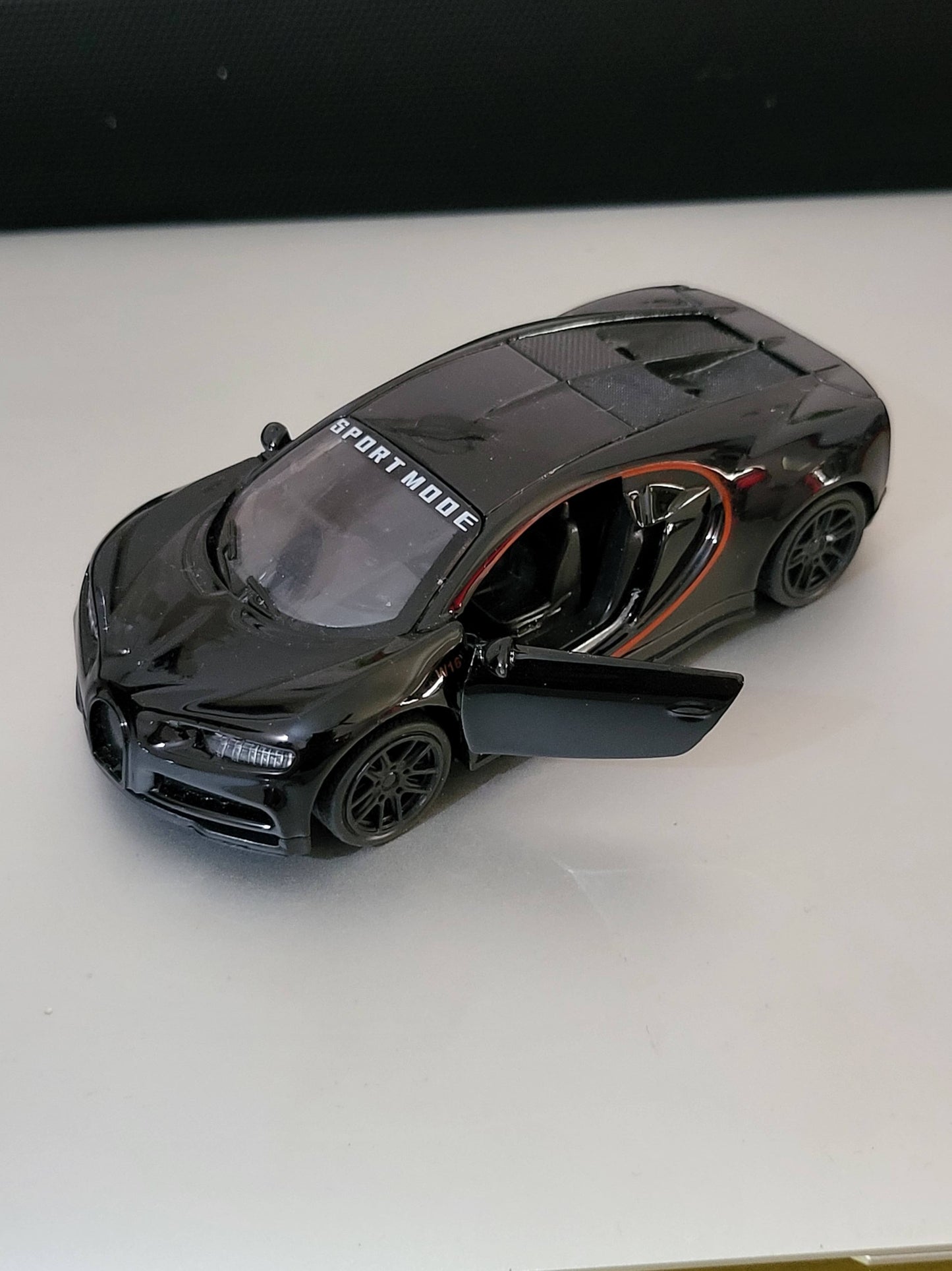 Bugatti Chiron(1:43) Metal