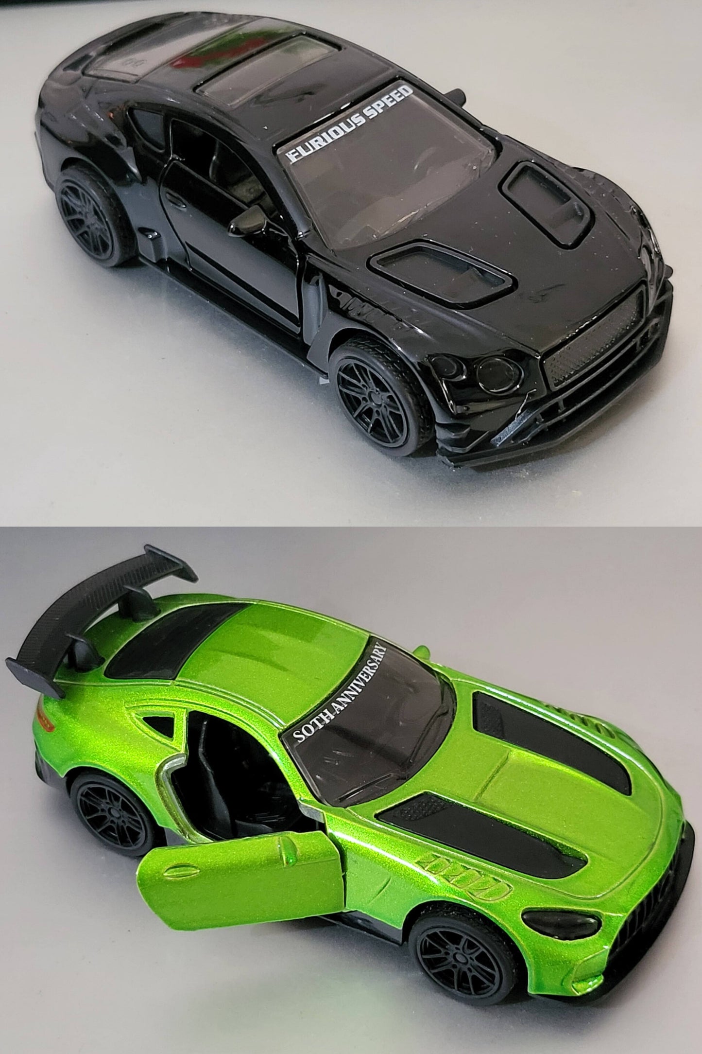 2 Metal Cars Combo (1:43)