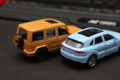 2 Metal Cars Combo(1:43)