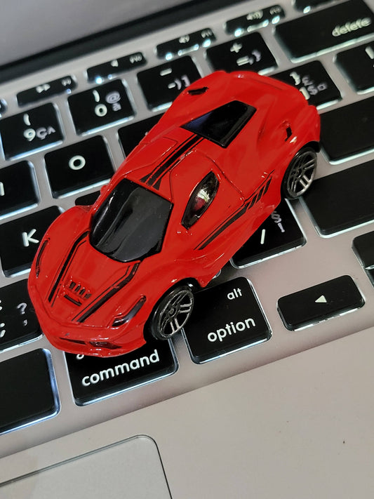 Metal Ferrari(1:64)