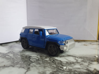 FJ Cruiser (1:36)