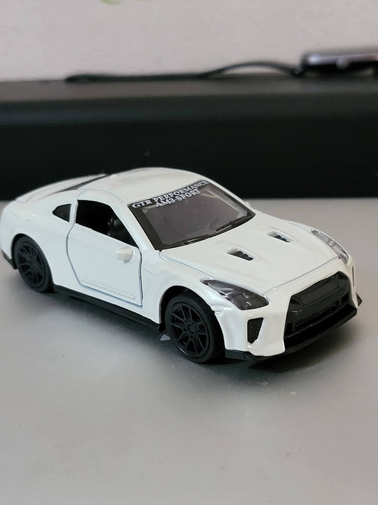 Nissan GTR (1:43) Metal