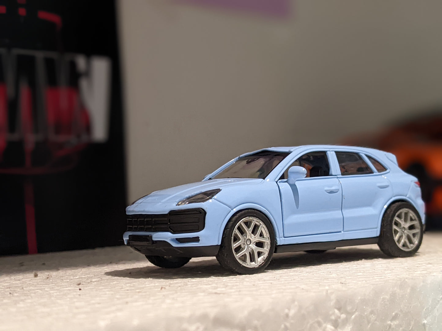 1:43 Porsche Metal