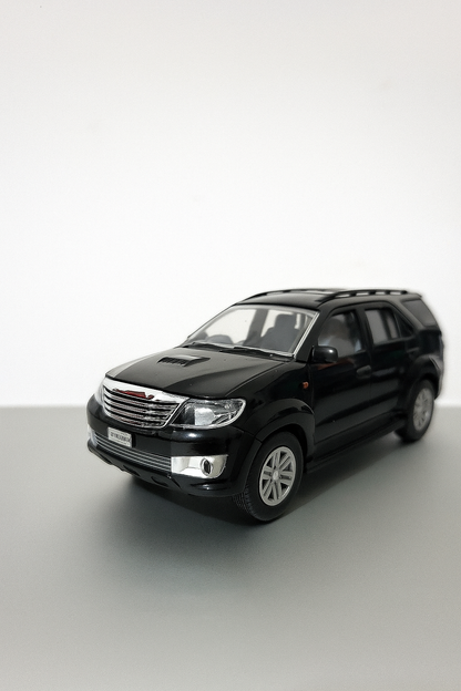 Fortuner Realistic Scale Model